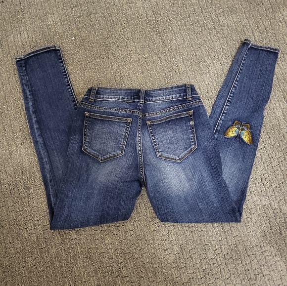 MISS ME (GIRLS) - Picture 2 of 3